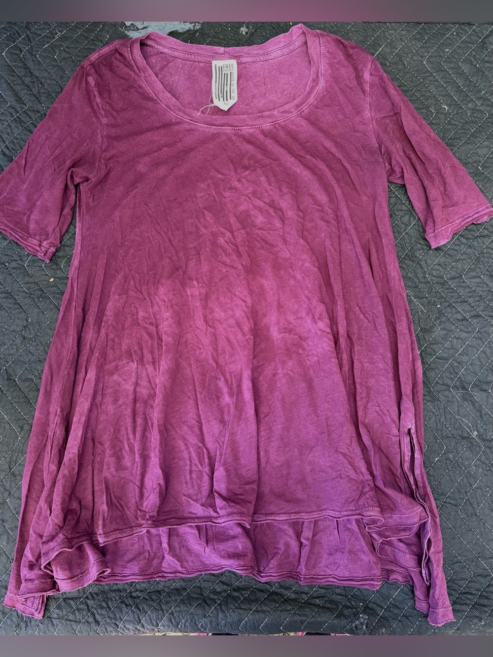Free People Flowy Tunic Tee Blouse Women’s S Washed Maroon/Magenta/Burgundy Boho